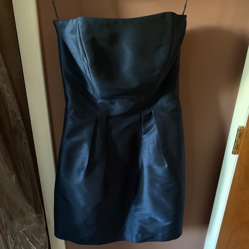 Blue mini strapless dress